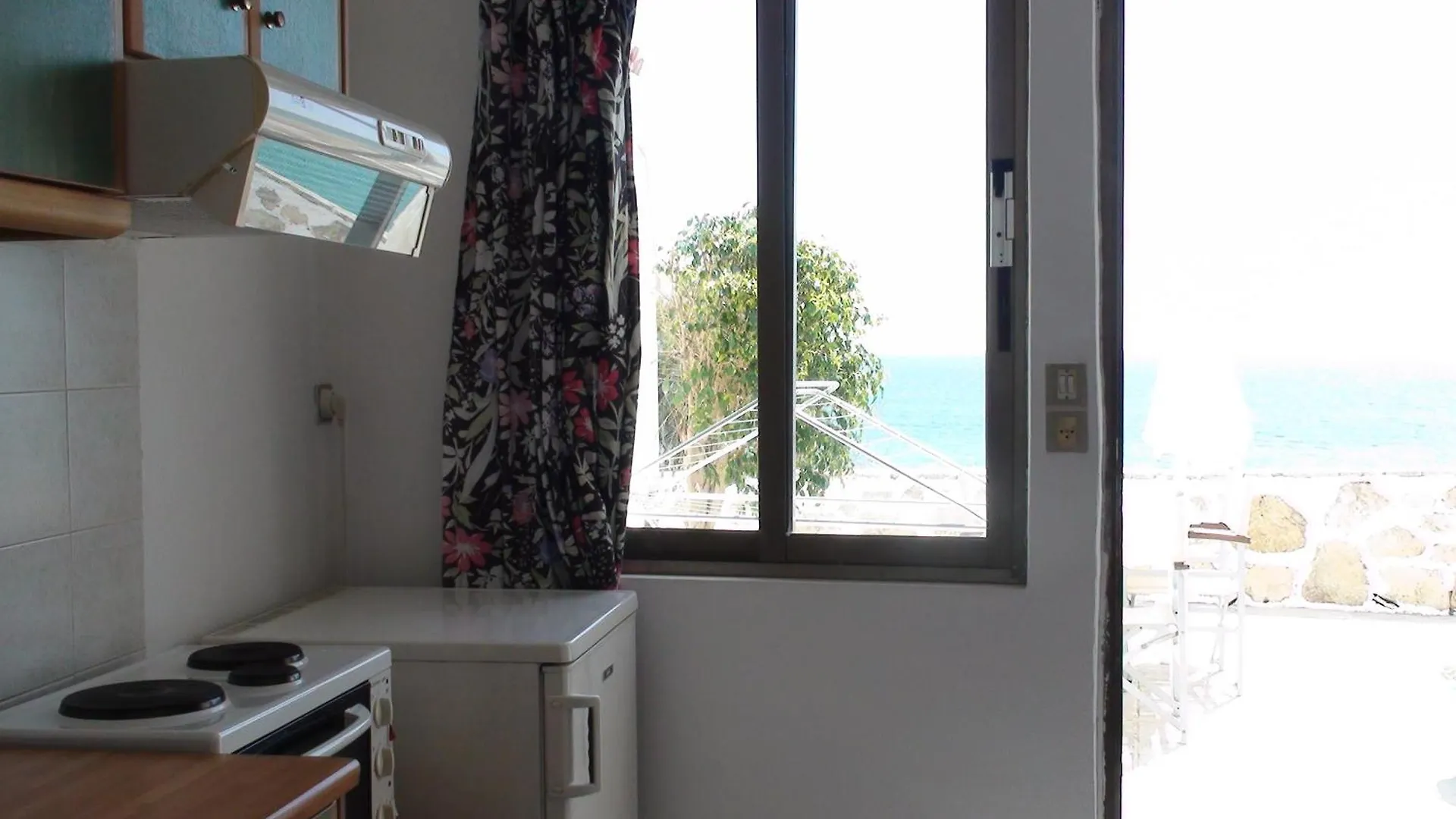 Constantinos Apartments Lászi