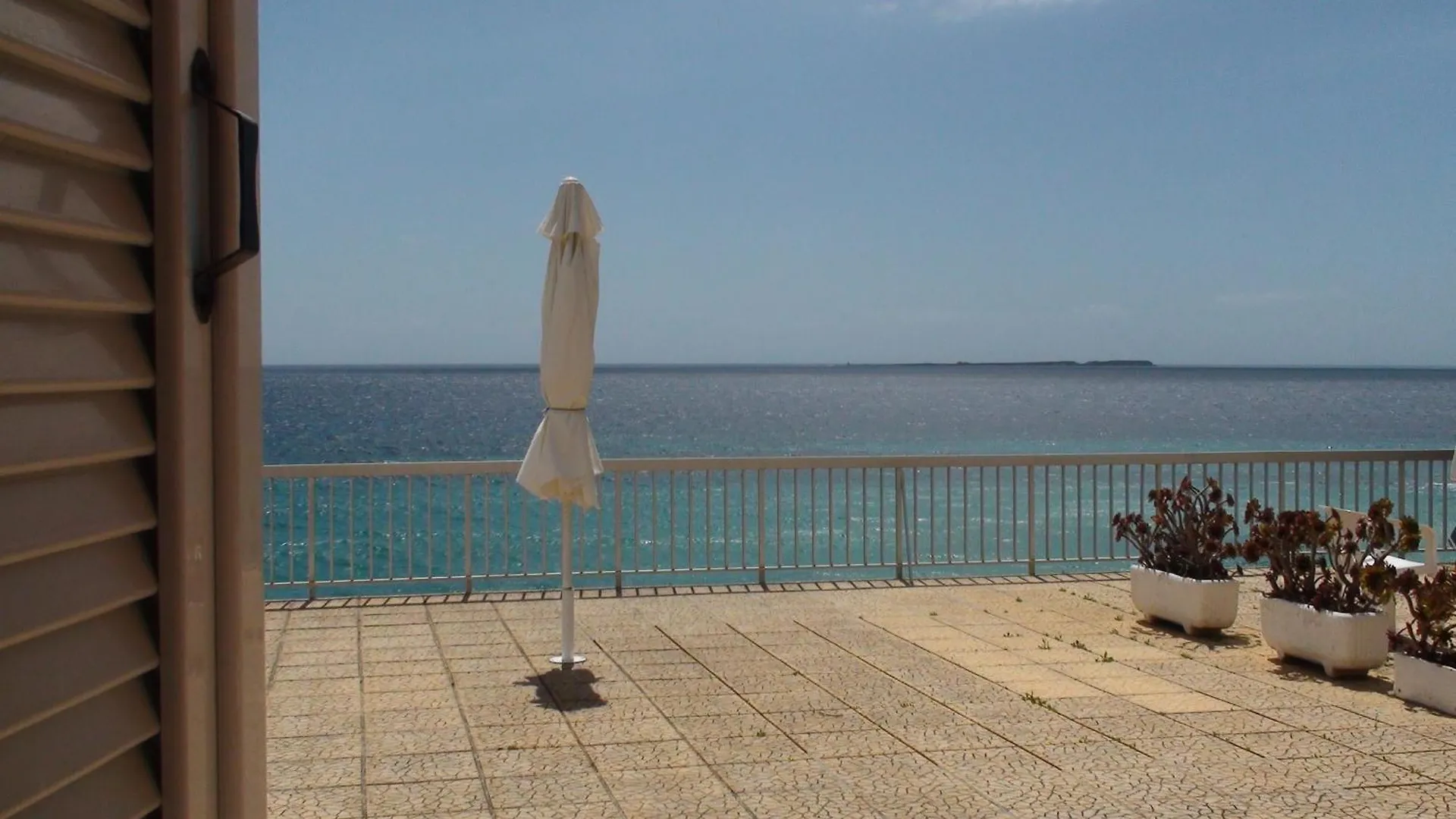 Constantinos Apartments Lászi