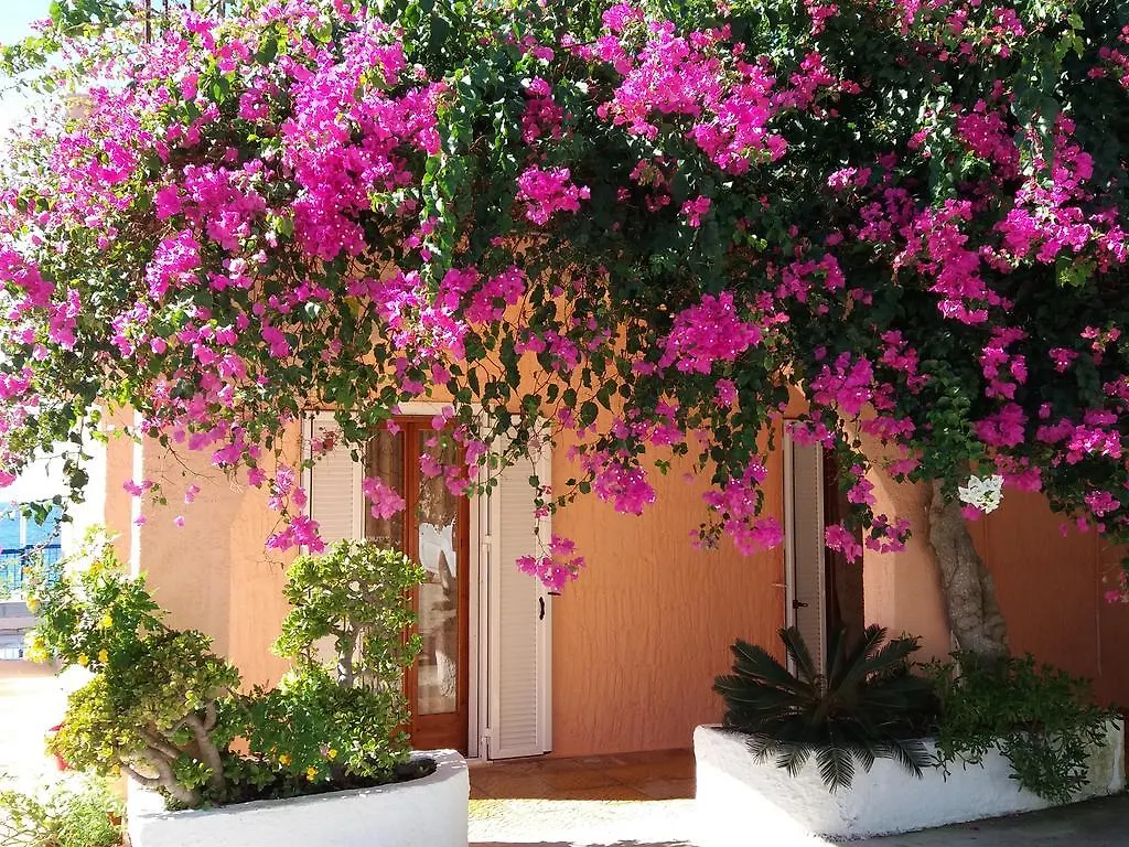 Constantinos Apartments Lászi Görögország